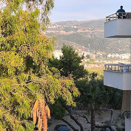 Casa Fronte Mare Apartment Vlore Bagian luar foto