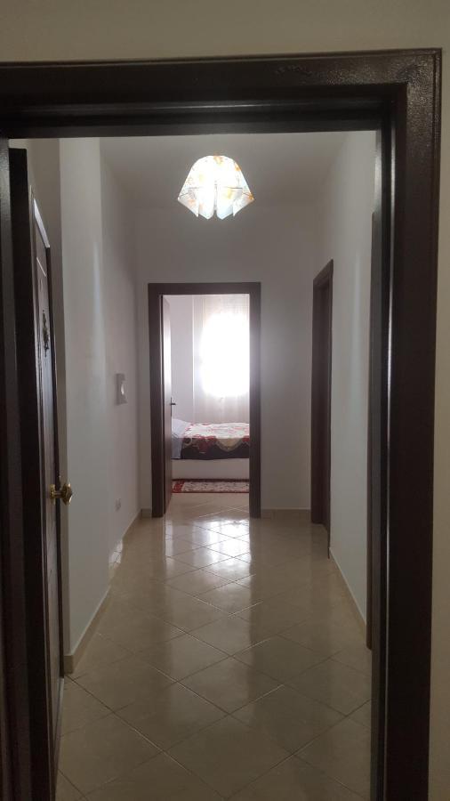 Casa Fronte Mare Apartment Vlore Bagian luar foto